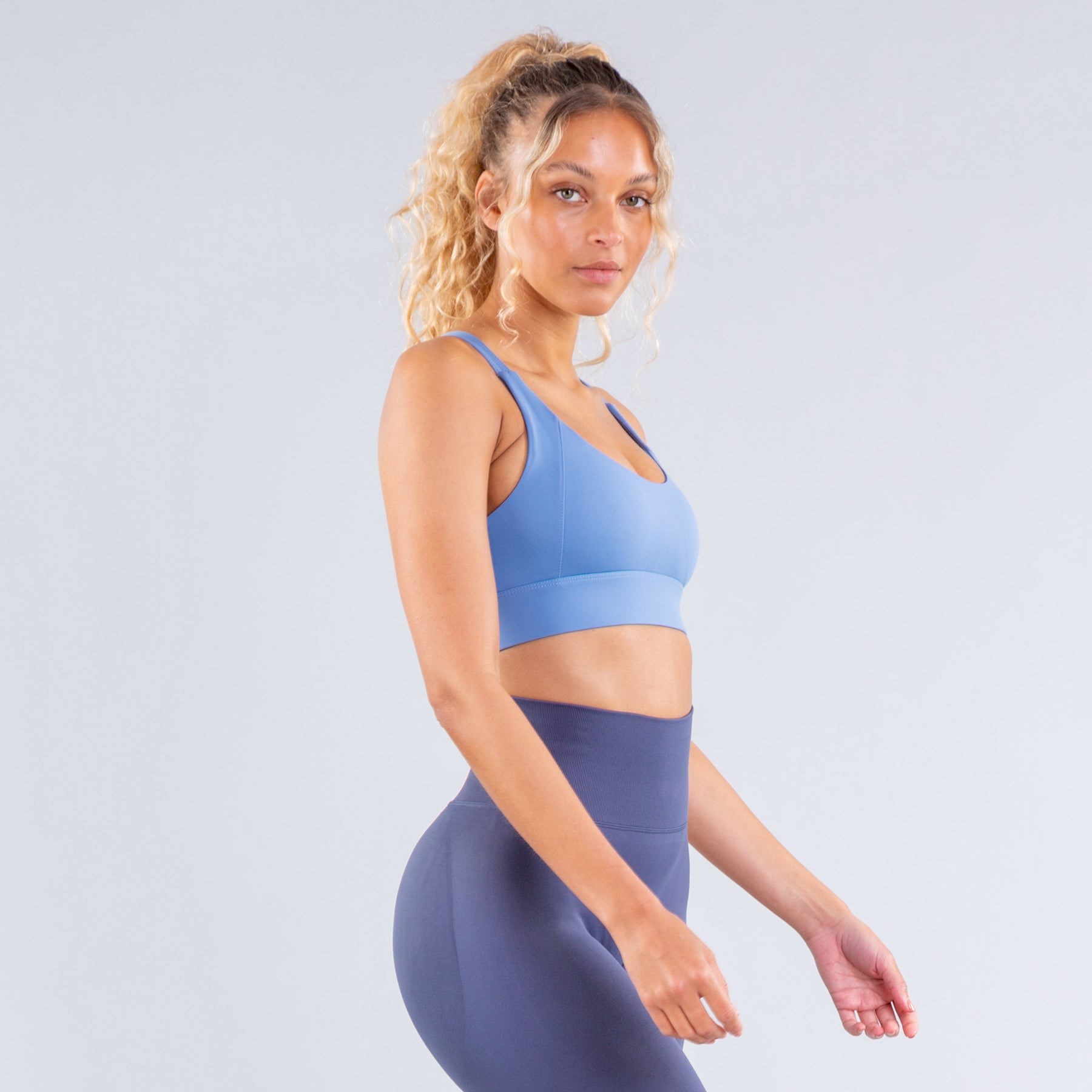 DFYNE Origin High-Support Sports Bra Głęboka Niebieskie | 2617NUCFA